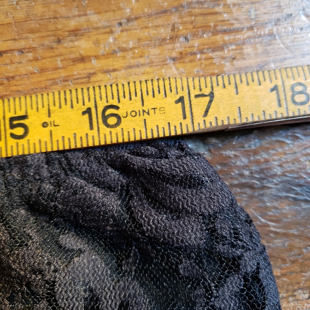 VTG Lace slip - Picture 7 of 8